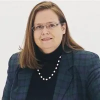 Headshot of Verena Lepper.